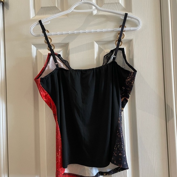 Floral tank top - Picture 6 of 6